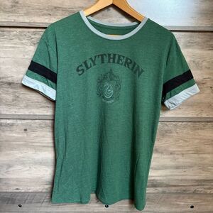 Slytherin House Green Harry Potter T-shirt Adult M Great Preworn Condition